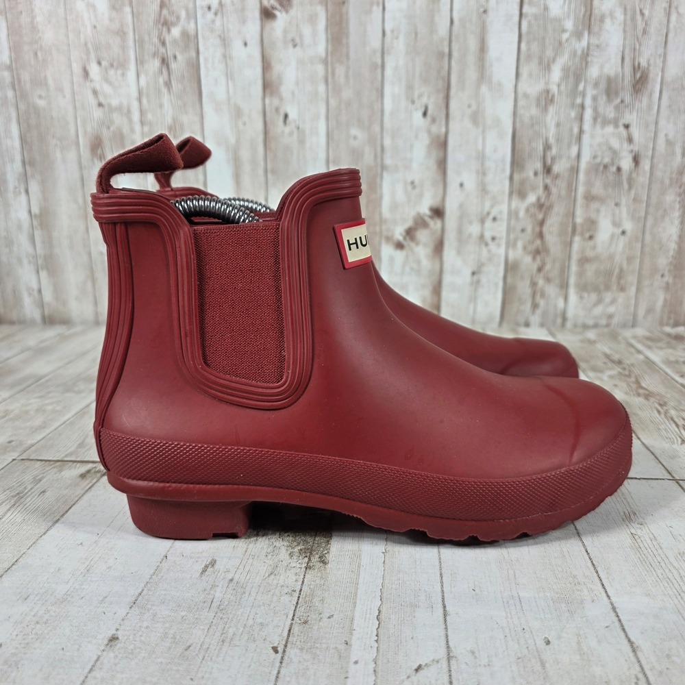 Hunter Original Chelsea Matte Red Waterproof Rain Boots Womens Size 6 US 4 UK